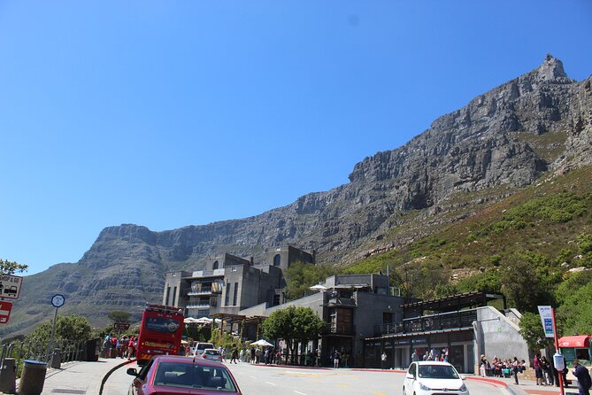 Half-Day Tour of Cape Town City - Bo-Kaap Cobblestones, Malay Roots, and Colorful House Photos
