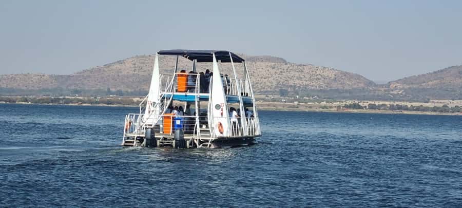 Hartbeespoort Dam: 1 Hour Standard Scenic Boat Cruise - Value for money: is about $21 for one hour a fair deal?