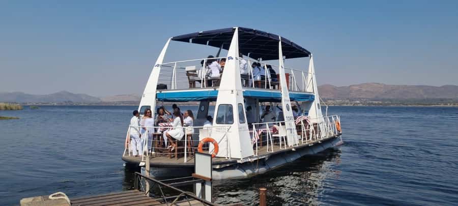 Hartbeespoort Dam: 1 Hour Standard Scenic Boat Cruise - Music, service, and the onboard mood you’ll notice fast
