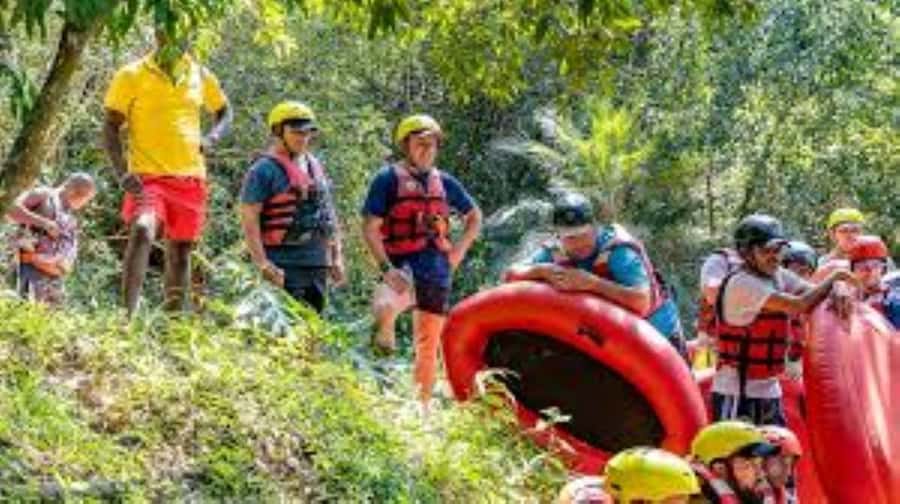 Hazyview : Tubing/Geckoing/Kloofing - Tubing on the Sabie: the easiest way to start, and why it fits this river