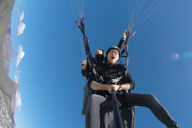 Hi5 Tandem Paragliding Cape Town - What to expect once you arrive: the meeting, prep, and launch flow