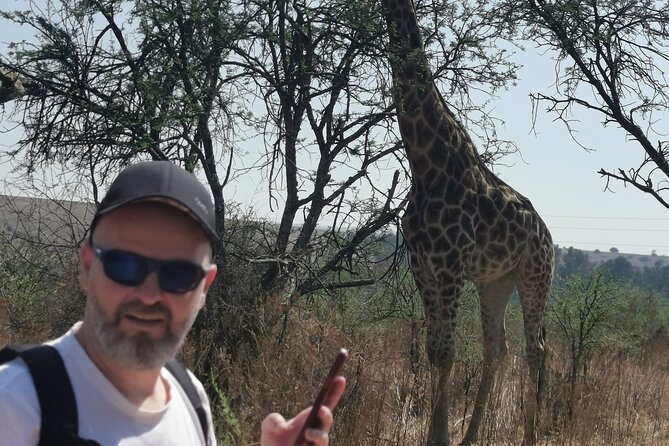 Hiking In the Magaliesberg,Wildlife hike an hour fromJohannesburg - Morning starts and flexible timing, so you can plan like a local