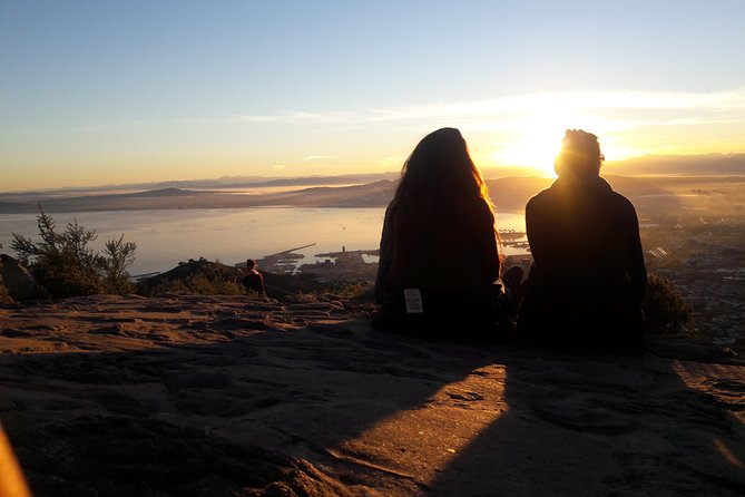 Hiking Lion's Head for sunrise, coffee & hotel Pick-up & Drop off - Twilight and the Loop Around Lion’s Head