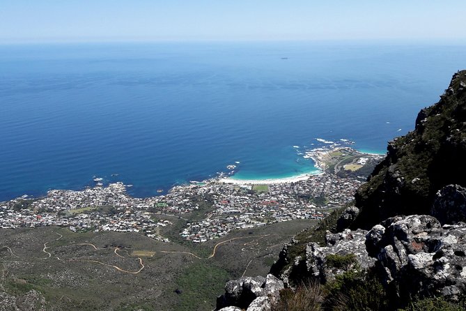 Hiking Table Mountain via Kasteels Poort Morning Hike - The back plateau and the final push: valleys, ladders, and late-morning arrival