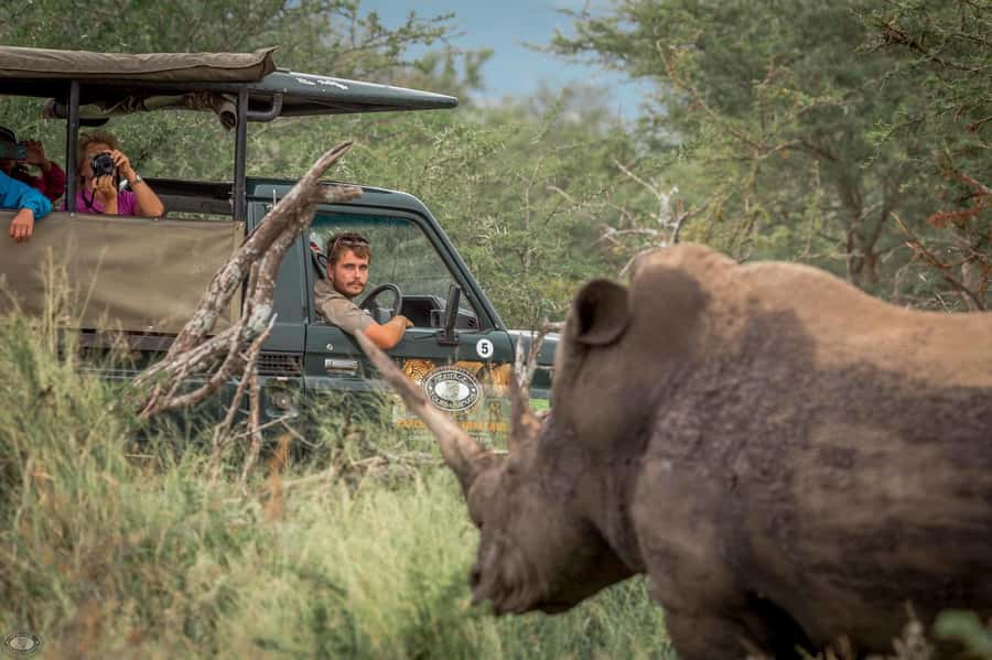 Hluhluwe-Imfolozi: Big 5 Full or Half-Day Safari - Nyalazi Gate and your first game-drive loop