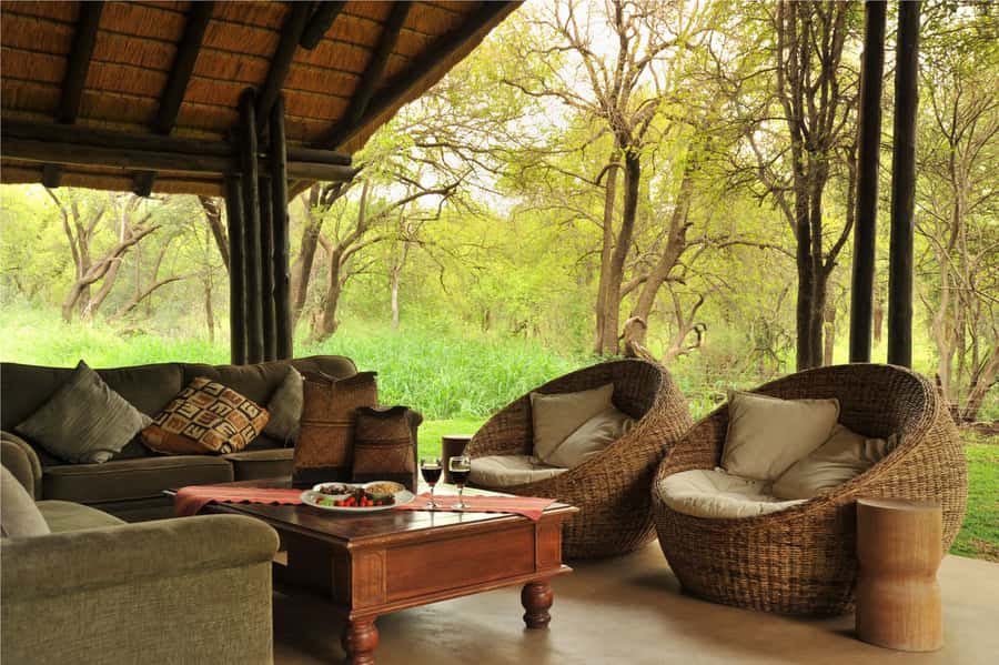 Johannesburg: 2-Day 4-Star Pilanesberg Safari - Day 2 sunrise plan: hot drinks, early spotting, and the minivan drive window