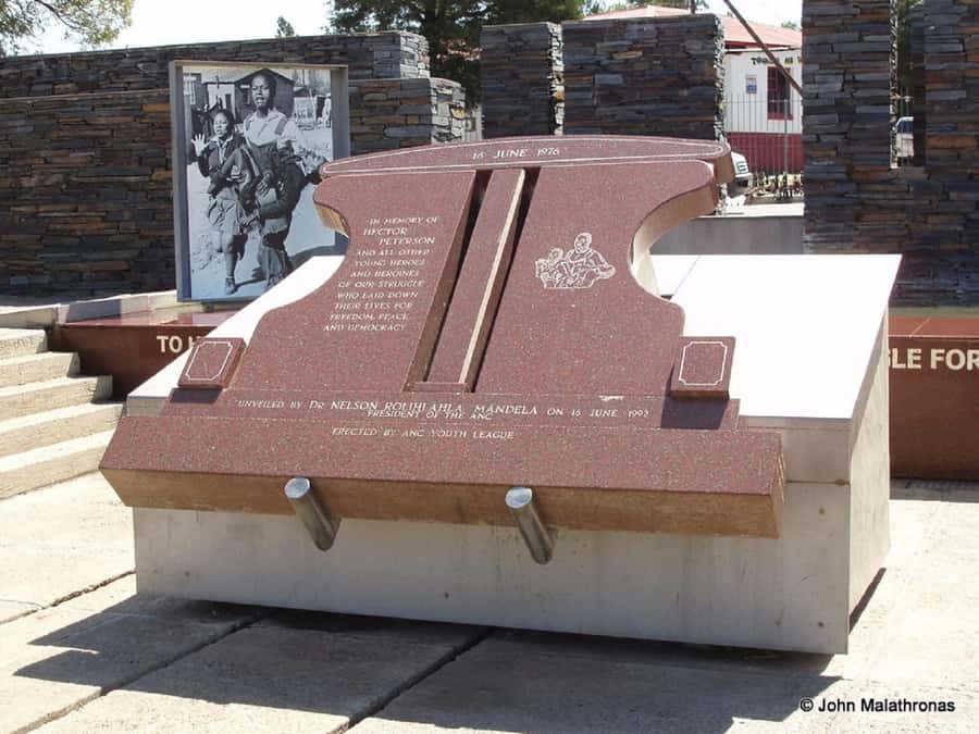 Johannesburg and Soweto: Half-Day Tour - Why this half-day route feels different from a usual city tour
