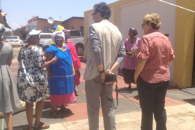 Johannesburg and Soweto Tour in French - Stop 3: Regina Mundi, faith and refuge during 1976