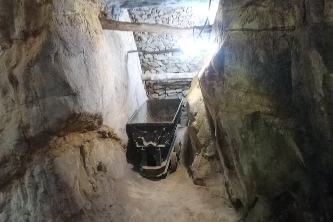 Johannesburg Apartheid Museum and Soweto - Getting Your Bearings in Johannesburg: Con Hill, Gold Mine Area, and Mandela Sites