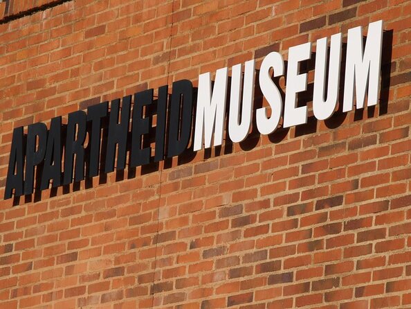 Johannesburg & Apartheid Museum Tour - Key things that make this tour work