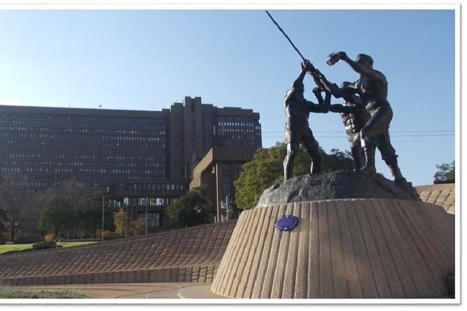 Johannesburg & Apartheid Museum Tour - Constitution Hill Human Rights Precinct, prison to democracy