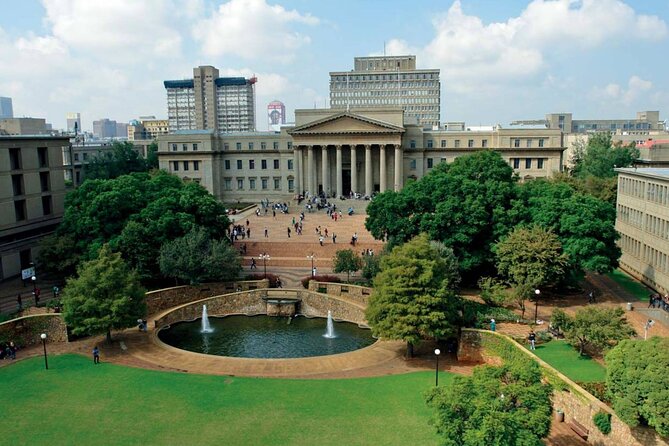 Johannesburg City Evolution, Arts and Museums Walking Tour - The guide matters: how Sean makes the story feel personal