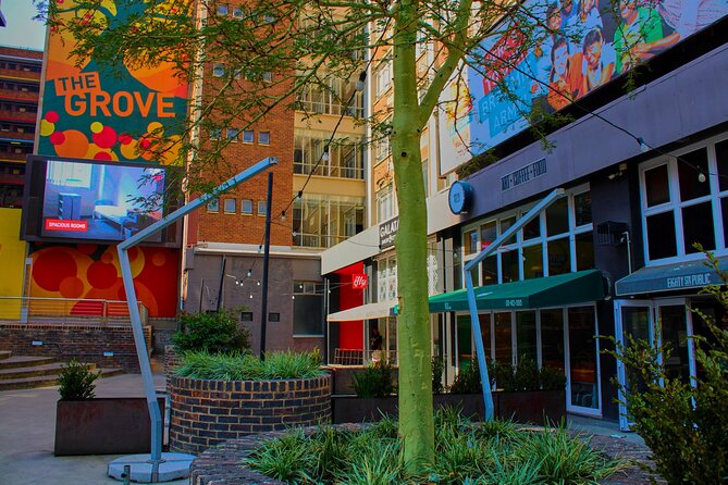 Johannesburg e-scooter experience - Stop-by-Stop: Design, Art, Rooftops, and Long-Running Bars
