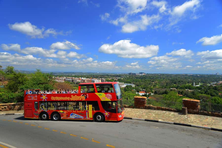 Johannesburg: Hop-On Hop-Off Bus with Optional Soweto Tour - Constitution Hill and the Apartheid Museum, plus a Closure-Day Plan