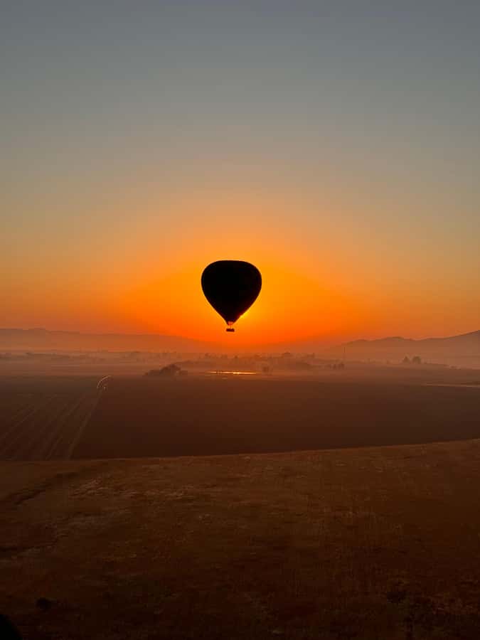 Johannesburg: Hot Air Balloon Flight along Magalies Valley - Guides and Service Quality: The Human Touch During a High-Skill Activity