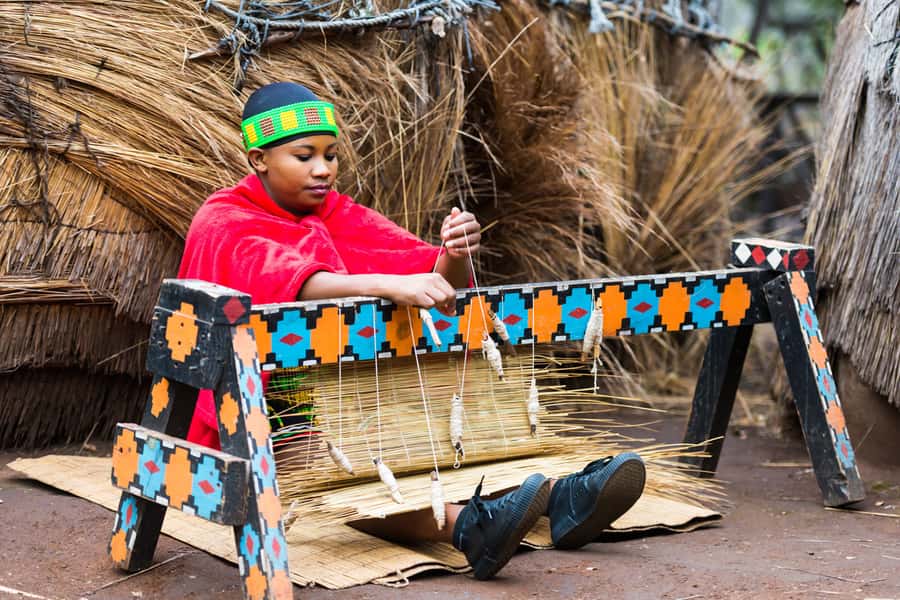 Johannesburg: Lesedi Cultural Village Experience - Small group comfort, onboard WiFi, and wheelchair access