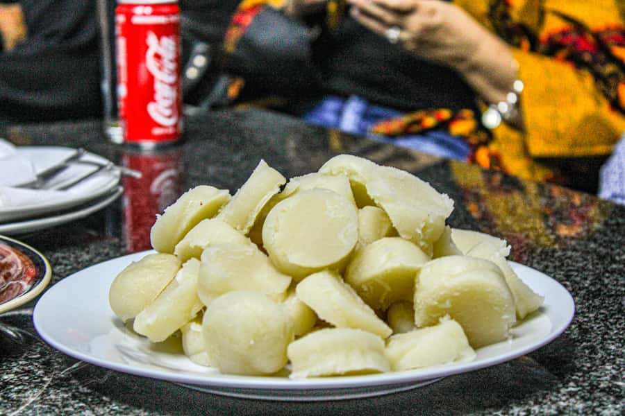 Johannesburg: Local Food Tasting Guided Walking Tour - Maboneng at 12 pm or 5 pm: art, graffiti, and where people actually meet