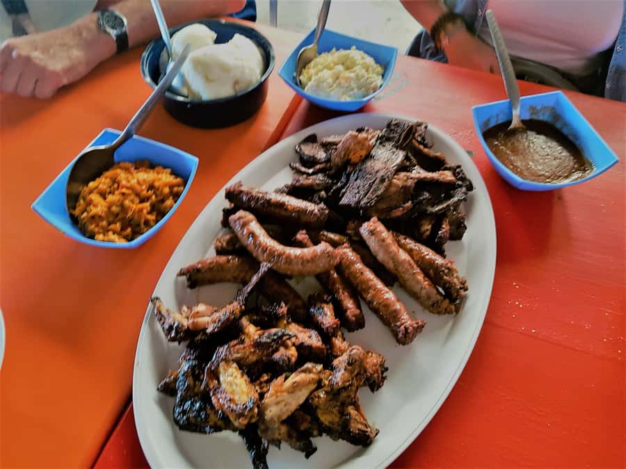 Johannesburg: Soweto Apartheid & Township Tour with Lunch - Diepkloof and Vilakazi Street: where you see daily life and the big names together