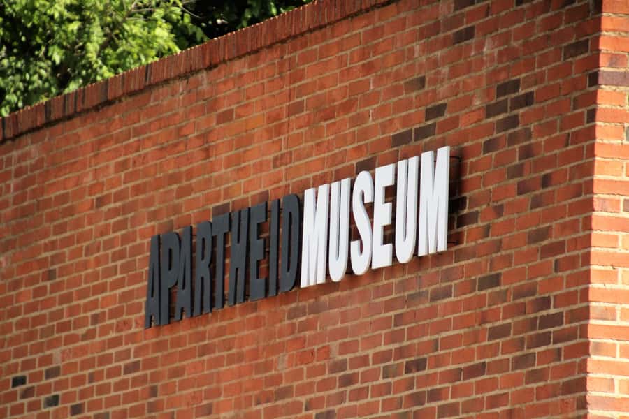 Johannesburg: Soweto Apartheid & Township Tour with Lunch - How the guide makes the day work (and why names matter)