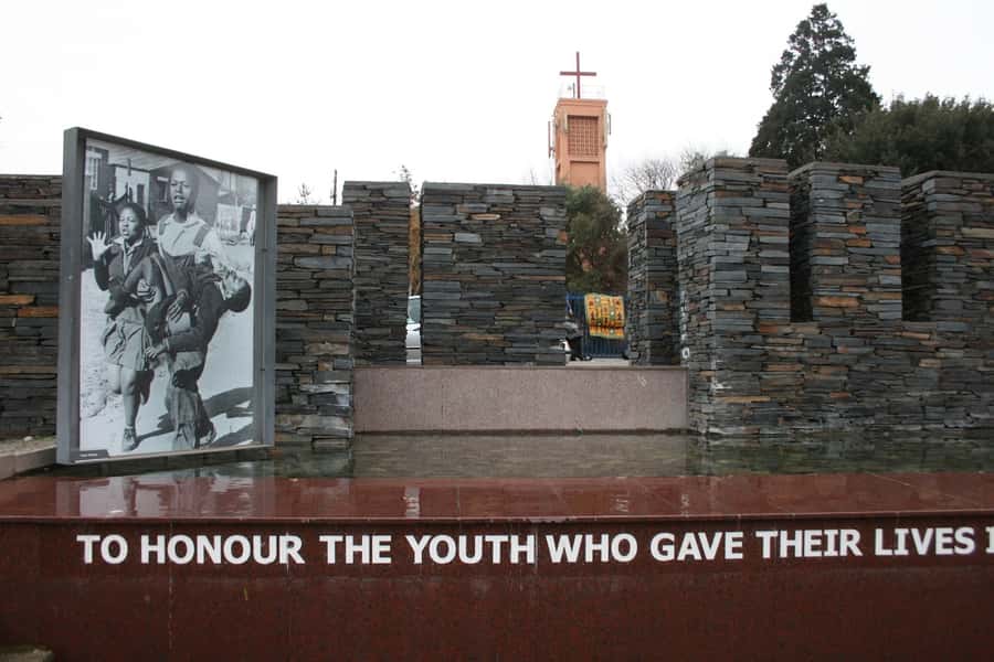 Johannesburg: Soweto Tour with Lunch - Soweto in one day: why this 6-hour route works