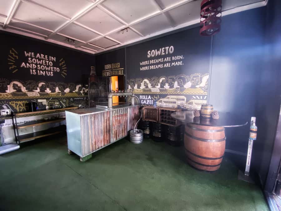 Johannesburg: Soweto Tour with Lunch - Mandela House outside photos, and museum entry if you want the extra time