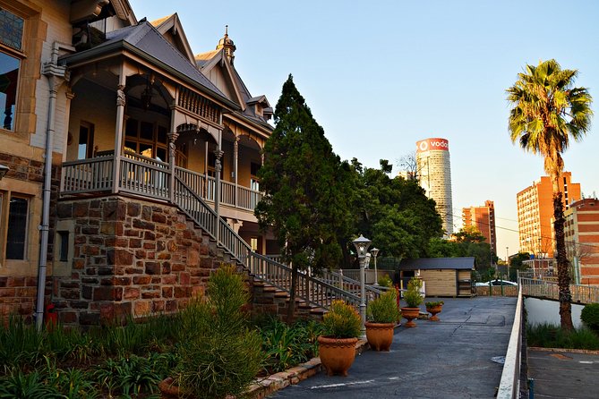 Johannesburg (Sunset & Dinning & Rooftop) Hopping Experience - Who should book this Johannesburg night hopping?
