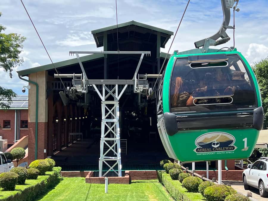 Johannesburg: Wine Tasting and Cableway Half Day Tour - Weather and the cableway reality check