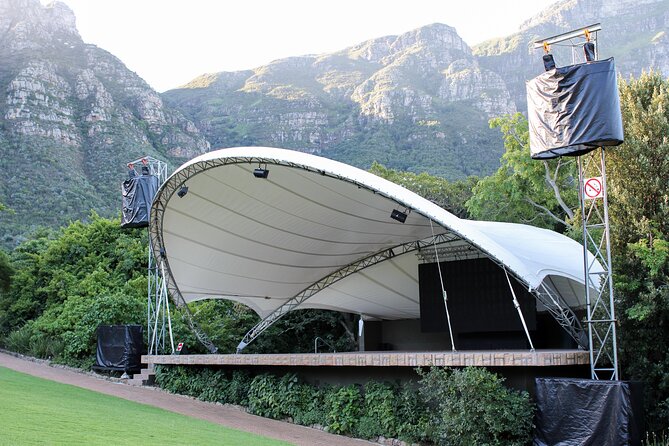 Kirstenbosch Garden, Bo-Kaap-Penguins & Cape of Good Hope Tour - Kalk Bay Harbour: Fish Market Energy and Lunch Options by the Water