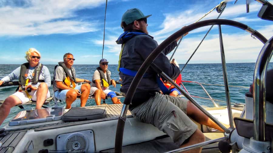 Knysna: 2.5-Hour Day Sail & Lunch Charter - Sailing Past the Knysna Heads: The Views Do the Talking