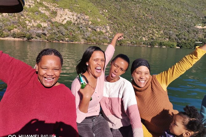 Knysna Boat Cruise aboard Coquette - Food and Drinks Onboard, and What to Do With That Info
