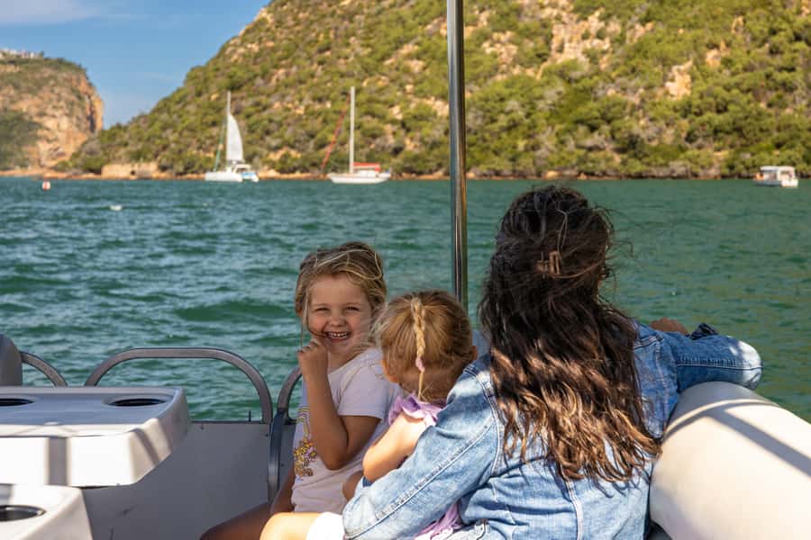 Knysna: Knysna Lagoon Pontoon Boat Cruise - Sailing past the Thesen Islands for real estuary scenery