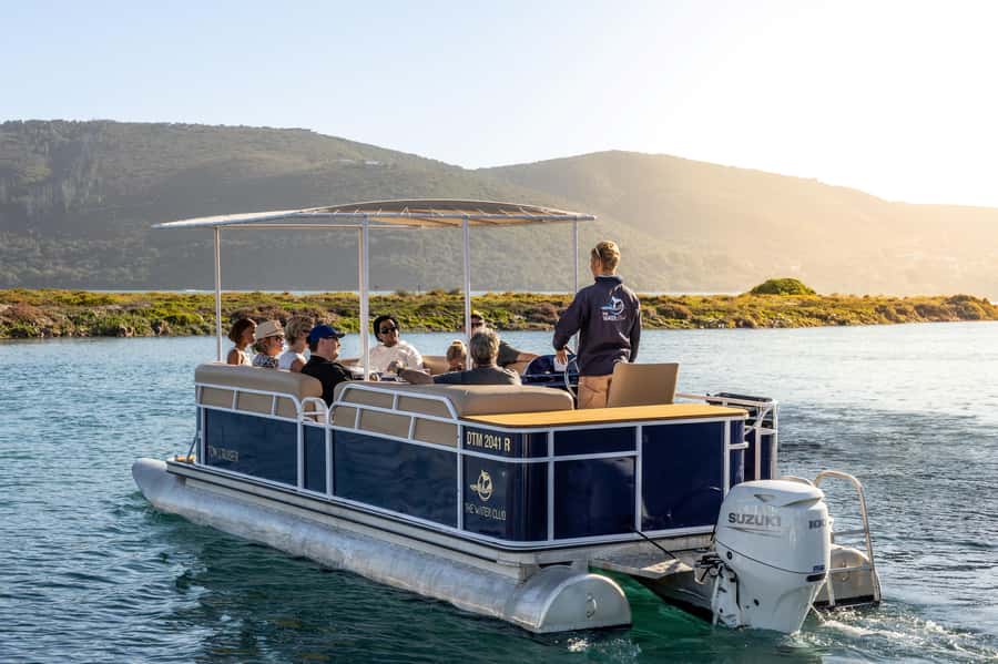Knysna: Knysna Lagoon Pontoon Boat Cruise - Daytime sailing vs sunset cruises, and how to pick your timing
