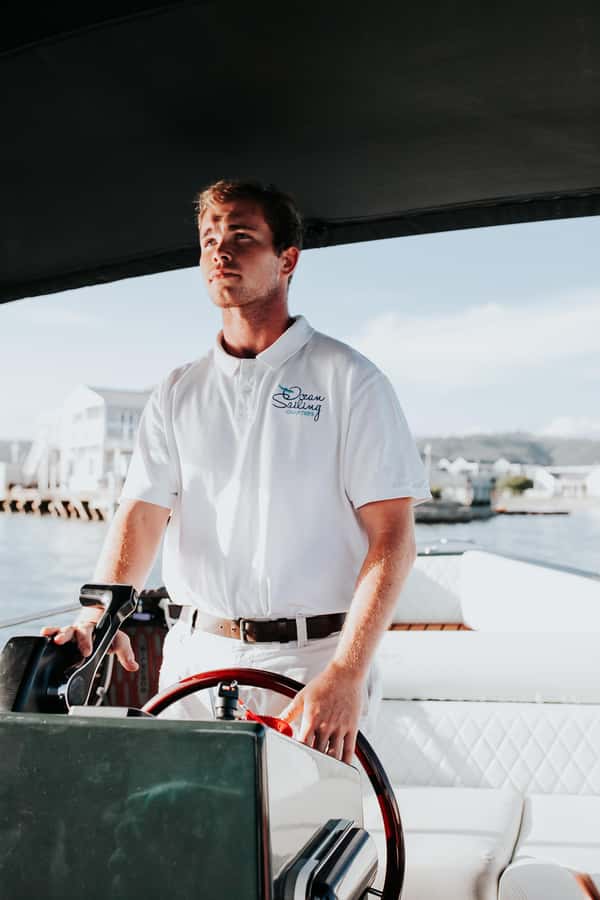 Knysna: Sunset Lagoon Cruise - Live guide moments: facts, local tips, and names to remember