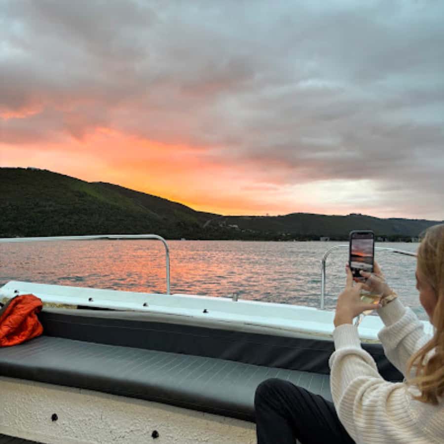 Knysna: Wine & Oyster Luxury Lounger Sunset Cruise - What 90 Minutes Buys You: Wine, Oysters, and a Real Estuary Tour