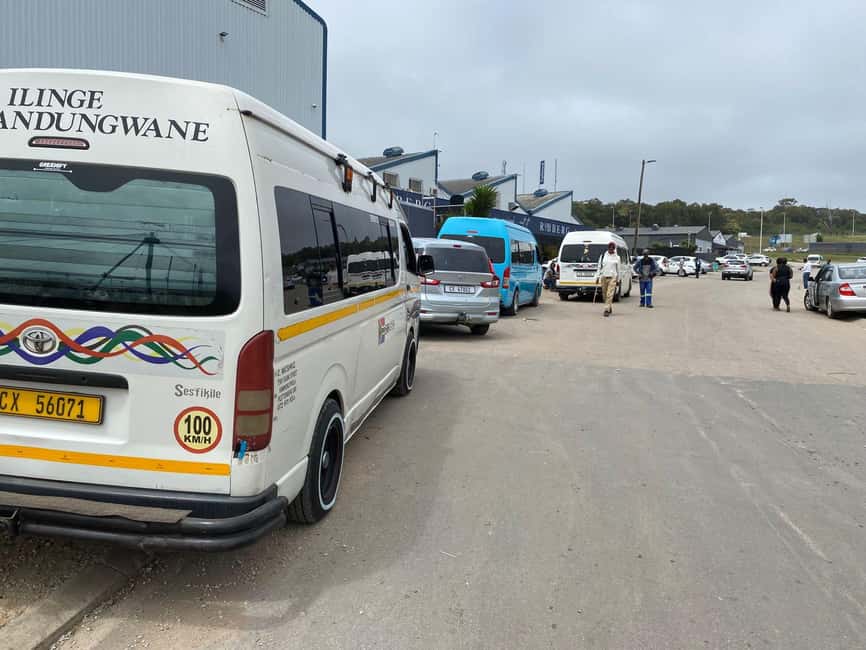 Kwano Lifestyle Day Tour - Be a local for a day - Siya’s dreadlock salon: hair, identity, and local storytelling