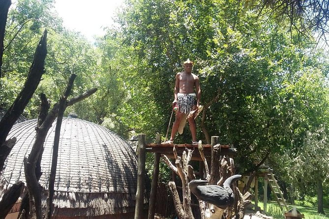 Lesedi Cultural Village and Sterkfontein Caves Day Tour - Sterkfontein Caves in the Cradle of Humankind: Fossils Underground