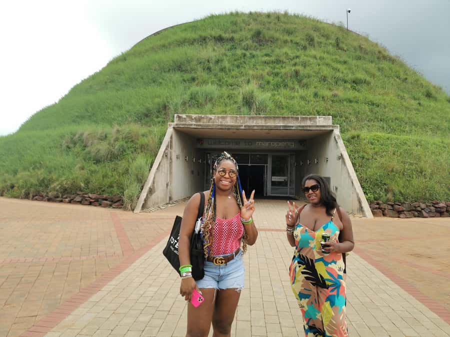 Lesedi Cultural Village, Sterkfontein Caves or Maropeng Mus - The cultural shop and the community angle you can actually support