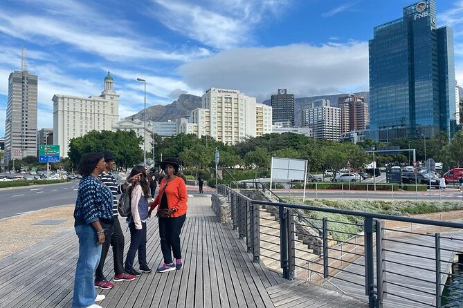 LocalPlaces Understanding Cape Town Walking Tour - Battery Park and the Canal District, Reading the City’s Modern Overlay