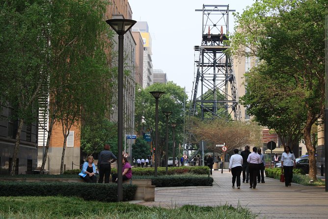 LocalPlaces Understanding Johannesburg Walking Tour - Starting near 2 Pritchard St: the orientation advantage