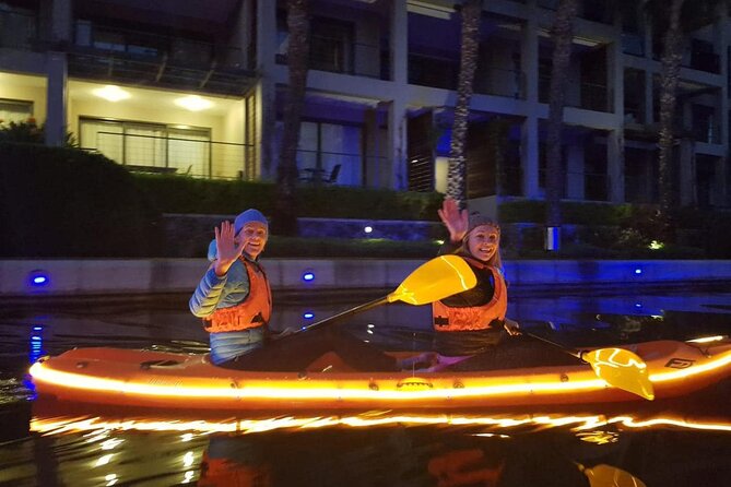 Night Kayaking in Battery Park V&A Waterfront - Equipment included, so you can travel lighter