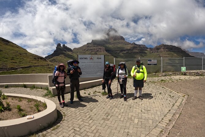 Overnight hike Sentinal Peak and Tugela falls - The Chain Ladders route: distance, time, and what to mentally prep