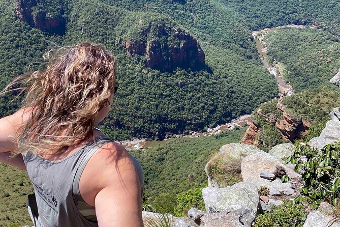 Panoramic Tour of Drakensberg Mountain - Full day - Wonder View as the Pre-Show for God’s Window
