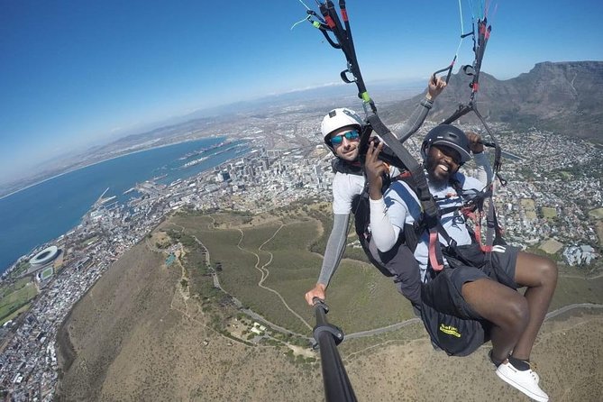 Paragliding in Cape Town - From Hotel Pickup to Signal Hill Takeoff