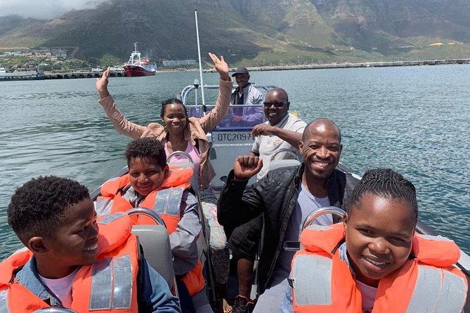 Penguins, Cape Point & Table Mountain. - Camps Bay and Maiden Cove photo time with wildlife vibes