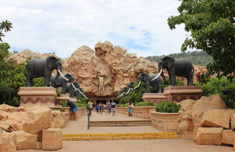 Pilanesberg Full-Day Shared Safari with Sun City Visit - Afternoon Game Drive by Minibus: More Time in the Park