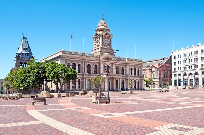 Port Elizabeth Safari and City Tour from Gqeberha - Port Elizabeth in the city center: shops, coffee, and local rhythm