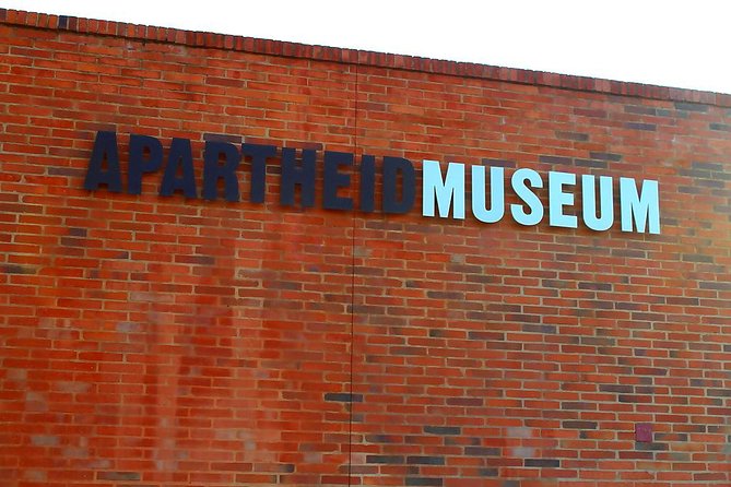 Pretoria, Soweto and Apartheid Museum Guided Day Tour from Johannesburg - Mandela House, Union Buildings, and a quick look at Mandela Bridge