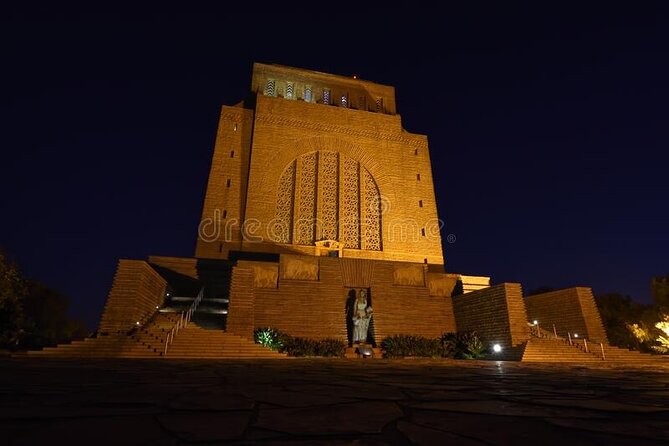 Pretoria Tour - Voortrekker Monument, Union Buildings, Pretoria - Union Buildings Lookout and Nelson Mandela Statue Time