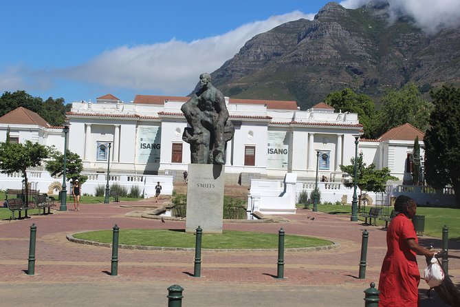 Private City Tour Table Mountain + Cable Car Ticket Camps Bay H/D - Table Mountain cable car, plus the city view you came for