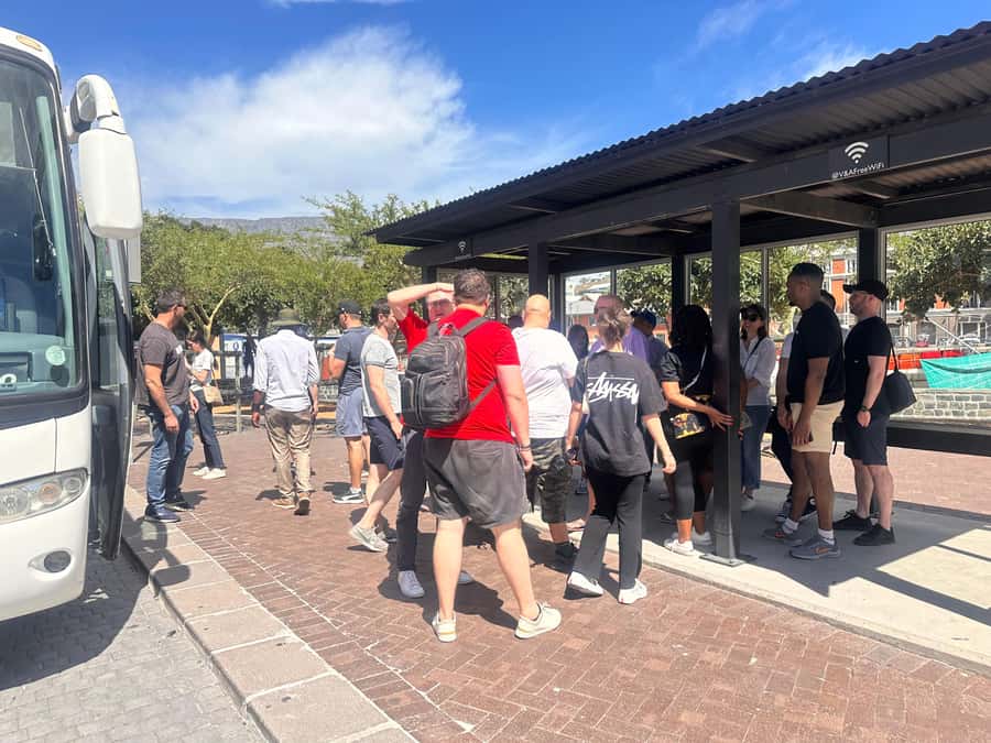 Private Full Day Tour to Robben Island and Table Mountain - Private group advantages that keep the day smooth